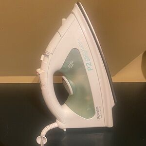 Rowenta P2 Professional White Iron